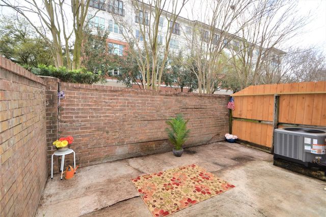 2626 North Boulevard 22, Houston, TX 77098