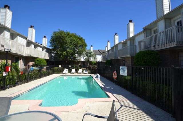 2626 North Boulevard 22, Houston, TX 77098