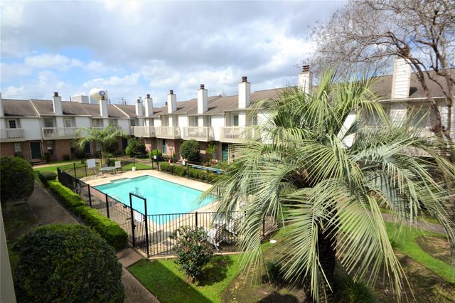 2626 North Boulevard 22, Houston, TX 77098