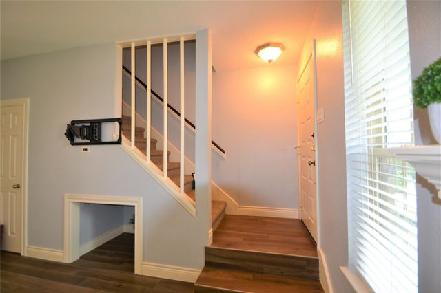 2626 North Boulevard 22, Houston, TX 77098