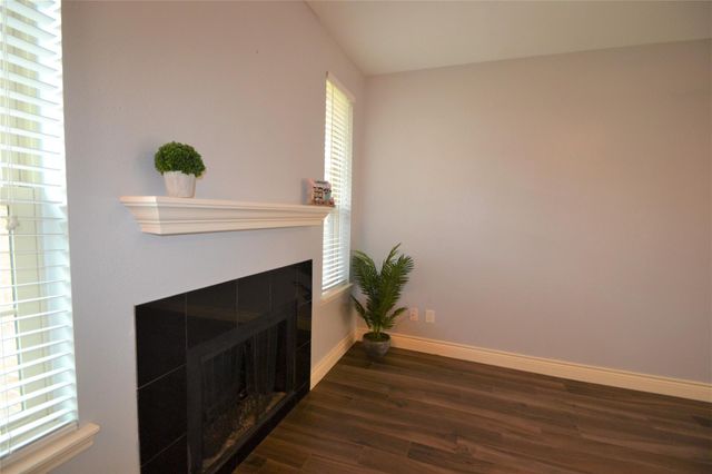 2626 North Boulevard 22, Houston, TX 77098