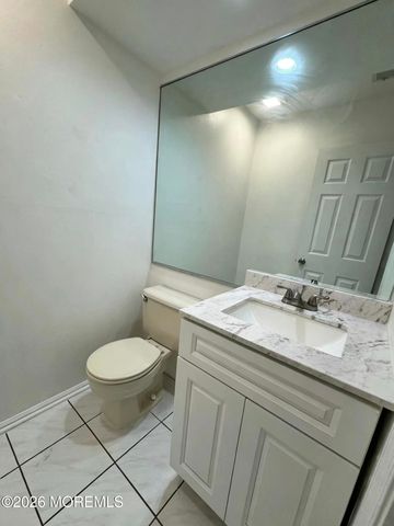 496 Cottonwood Court, Howell, NJ 07731