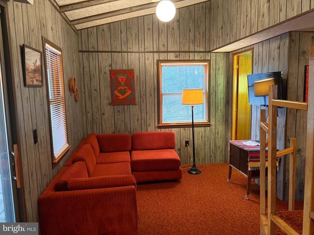 292 MOUNTAIN DR, Orrtanna, PA 17353