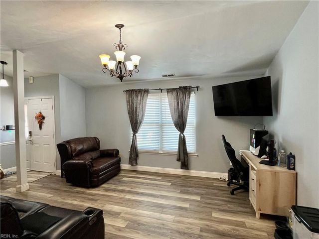 407 Collier CRES, Suffolk, VA 23434