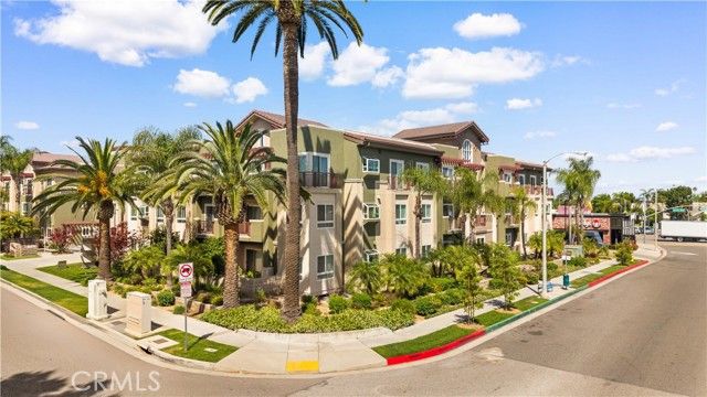 228 S Olive A312, Alhambra, CA 91801