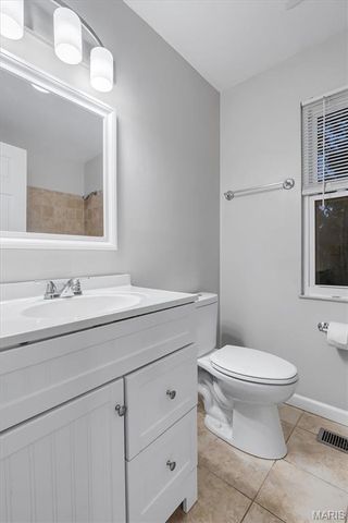 12771 Highstone Drive, St Louis, MO 63146