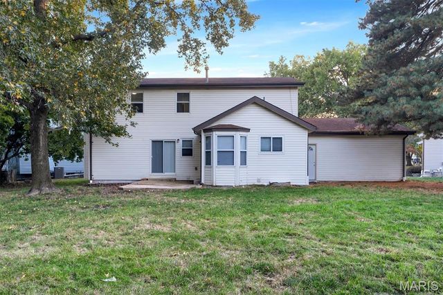 12771 Highstone Drive, St Louis, MO 63146