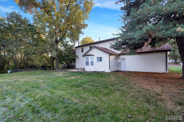 12771 Highstone Drive, St Louis, MO 63146