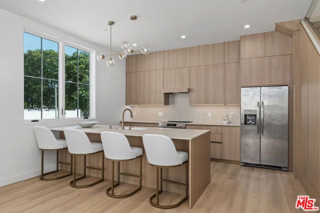 1203 N Vista Street, West Hollywood, CA 90046