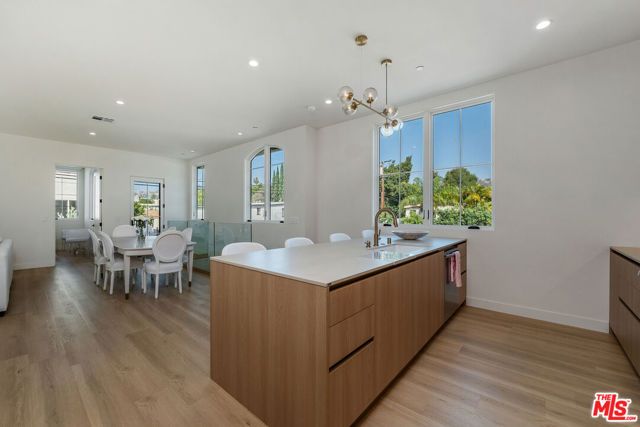 1203 N Vista Street, West Hollywood, CA 90046