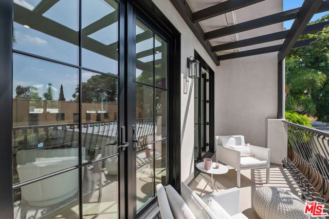 1203 N Vista Street, West Hollywood, CA 90046