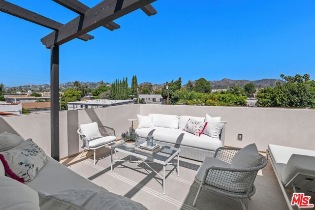 1203 N Vista Street, West Hollywood, CA 90046