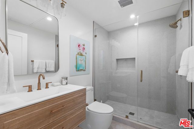 1203 N Vista Street, West Hollywood, CA 90046