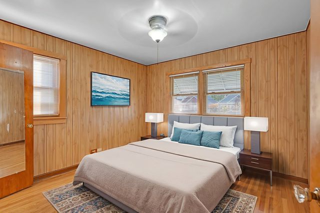 31 46th Avenue, Bellwood, IL 60104