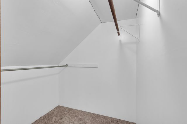 31 46th Avenue, Bellwood, IL 60104