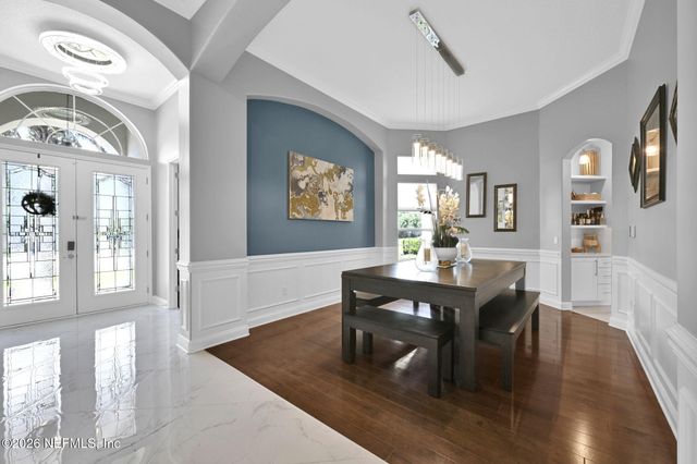 121 CHATSWORTH Drive, St. Johns, FL 32259