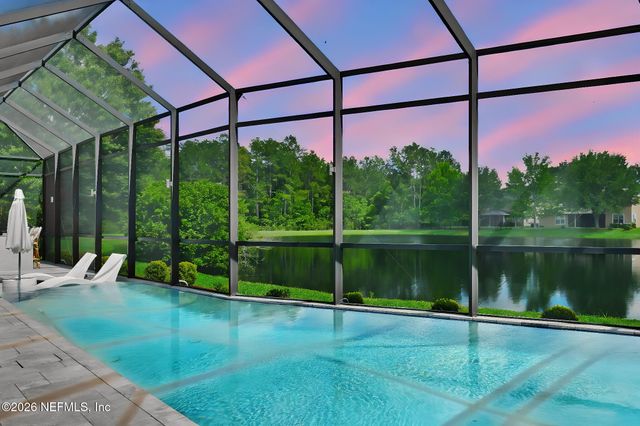 121 CHATSWORTH Drive, St. Johns, FL 32259