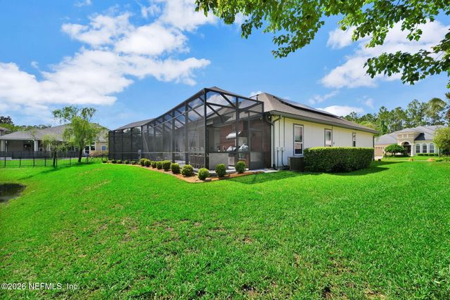 121 CHATSWORTH Drive, St. Johns, FL 32259
