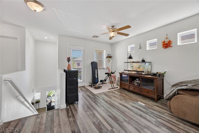 6924 Dancing Cloud Avenue, Henderson, NV 89011