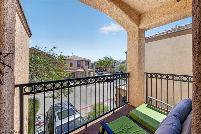 6924 Dancing Cloud Avenue, Henderson, NV 89011