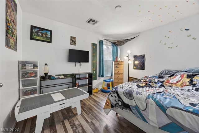 6924 Dancing Cloud Avenue, Henderson, NV 89011