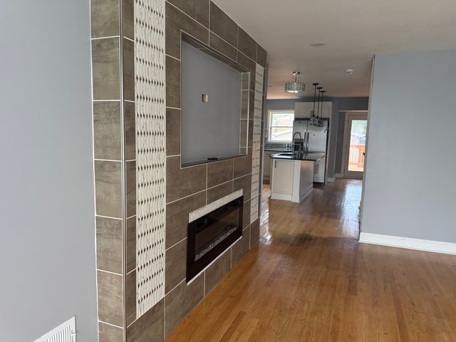 9748 S Ellis Avenue, Chicago, IL 60628
