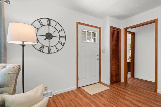 5521 Tuttle Hill Road, Ypsilanti, MI 48197