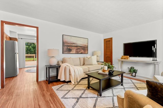 5521 Tuttle Hill Road, Ypsilanti, MI 48197