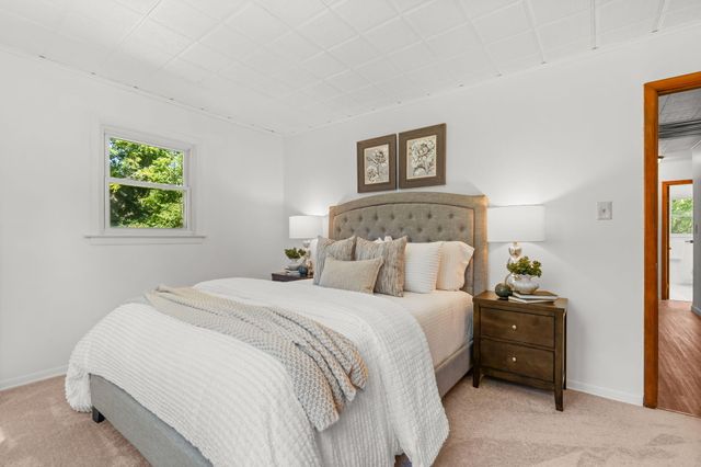 5521 Tuttle Hill Road, Ypsilanti, MI 48197