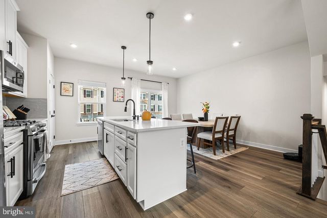 46269 MOUNT KELLOGG TER, Sterling, VA 20164