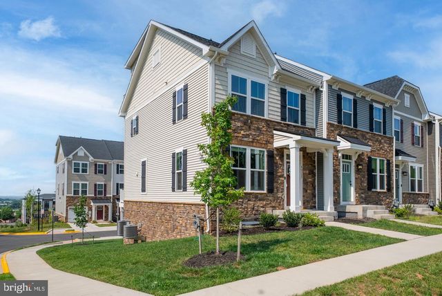 46269 MOUNT KELLOGG TER, Sterling, VA 20164