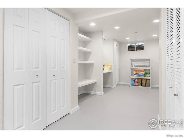 8240 W Evans Place, Lakewood, CO 80227