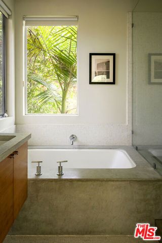 1126 Indiana Avenue, Venice (los Angeles), CA 90291