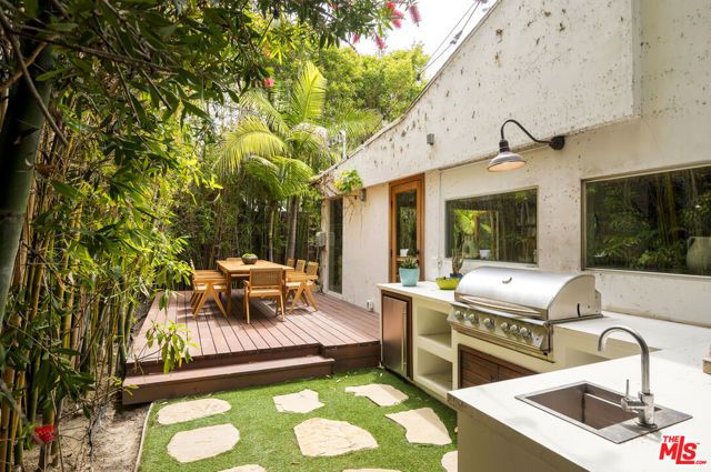 1126 Indiana Avenue, Venice (los Angeles), CA 90291