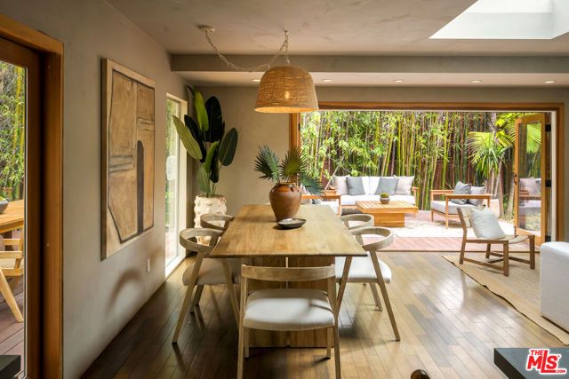 1126 Indiana Avenue, Venice (los Angeles), CA 90291