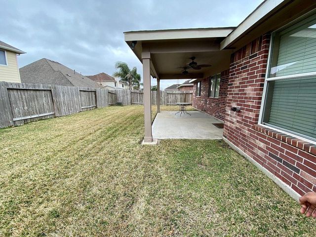 3804 Oak Bent Drive, Pearland, TX 77581