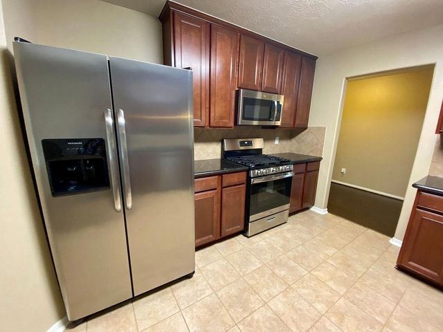 3804 Oak Bent Drive, Pearland, TX 77581