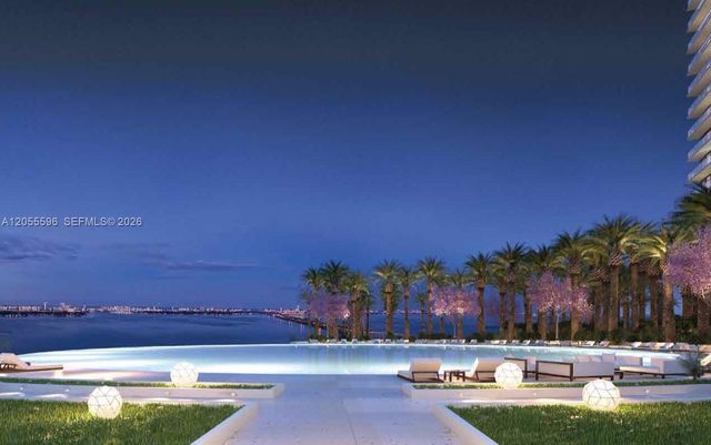 650 NE 32nd St PH5201, Miami, FL 33137