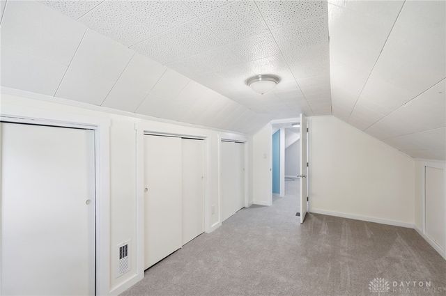 1652 Ridgeway Drive, Springfield, OH 45506