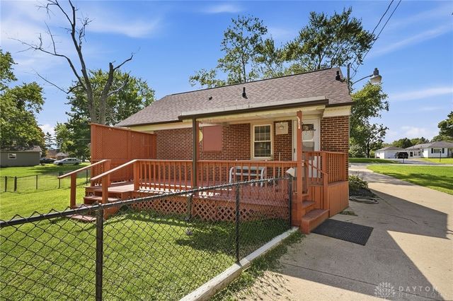 1652 Ridgeway Drive, Springfield, OH 45506