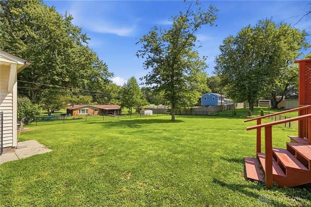 1652 Ridgeway Drive, Springfield, OH 45506