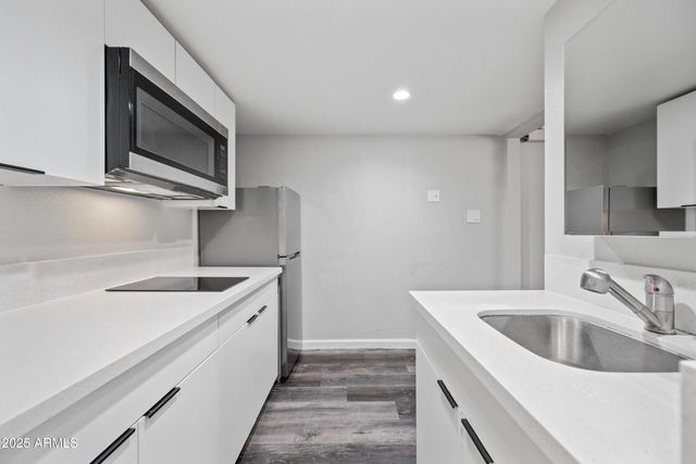 3025 N 32nd Street 11, Phoenix, AZ 85018