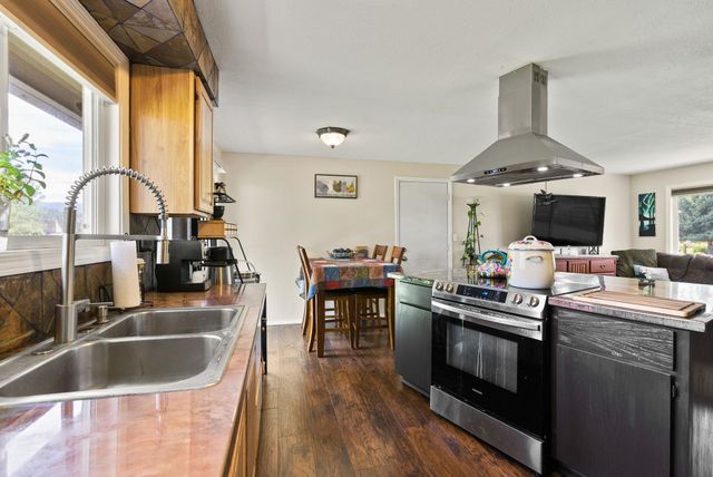 3914 N MURRAY Rd, Otis Orchards, WA 99027