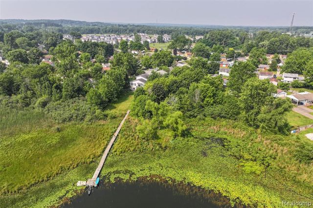 VL Delphine Drive, Holly, MI 48442