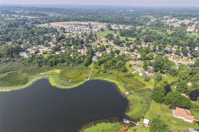 VL Delphine Drive, Holly, MI 48442