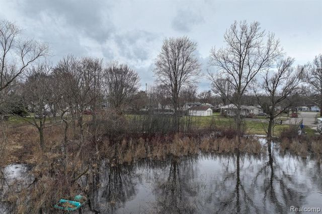 VL Delphine Drive, Holly, MI 48442