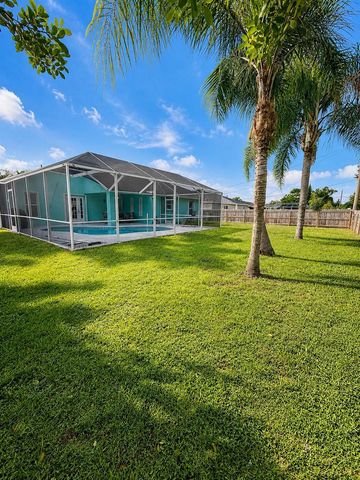 402 SE Strait Avenue, Port St. Lucie, FL 34983