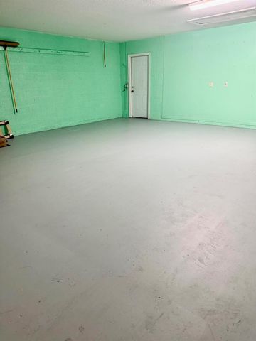 402 SE Strait Avenue, Port St. Lucie, FL 34983