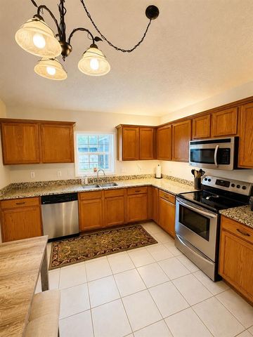 402 SE Strait Avenue, Port St. Lucie, FL 34983