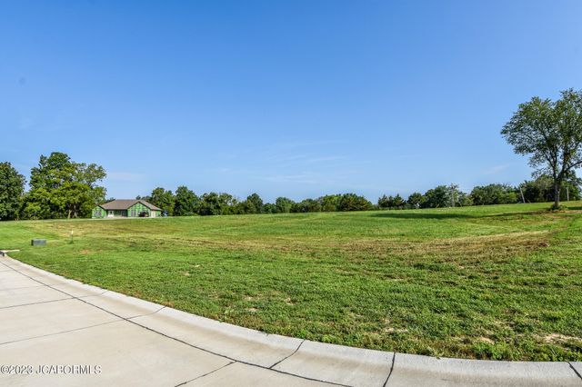 10905 EAGLE LAKE LANE, Holts Summit, MO 65043